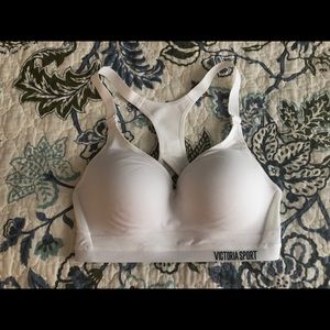 VS Incredible sports bra